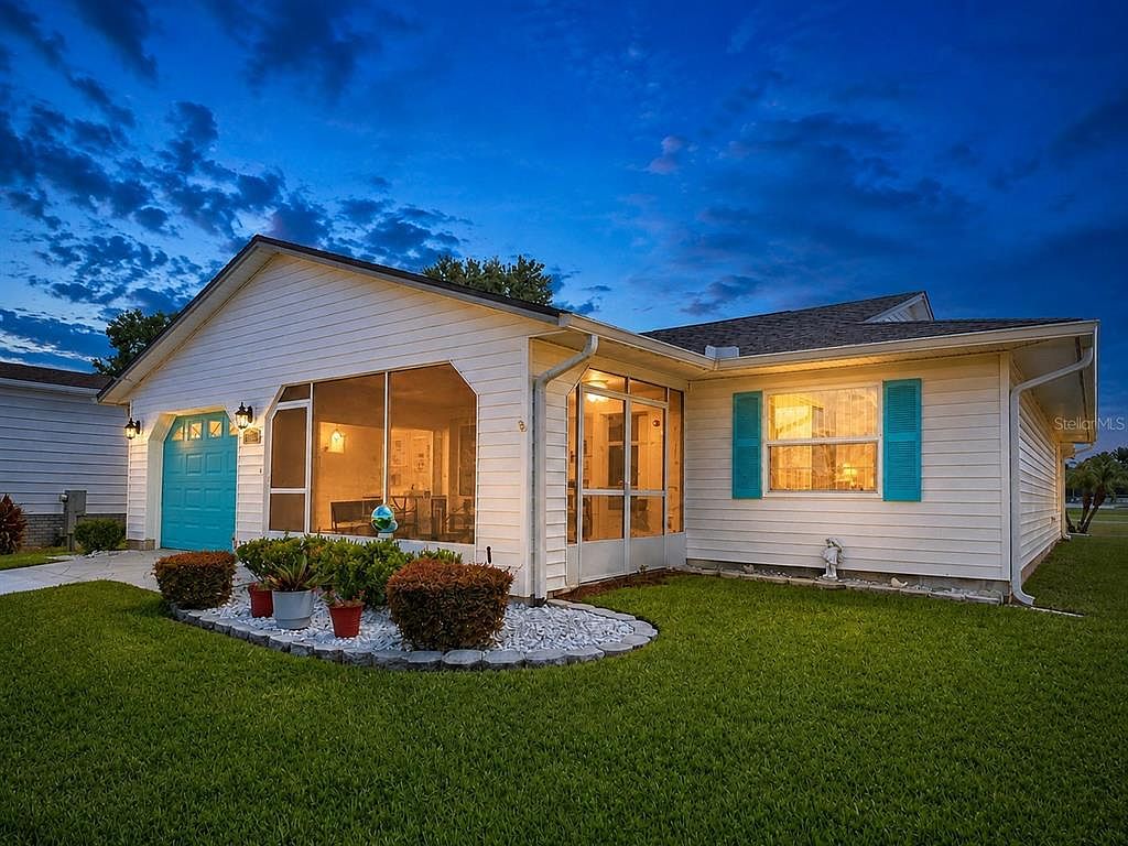3273 PEBBLE BEND DRIVE