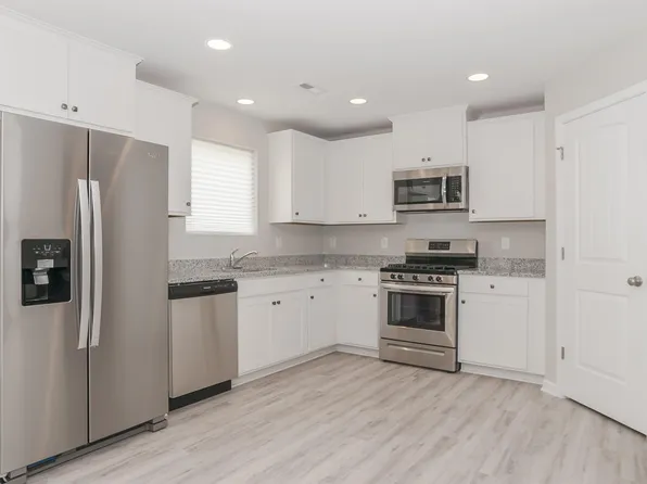 537 Dasu Dr, Clayton, NC 27520