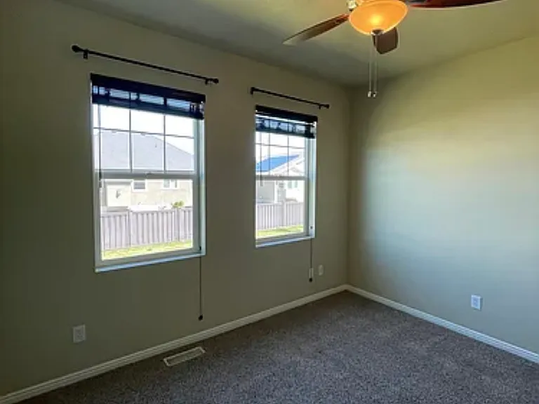 3019 S Ashburton Ln — Photo 15