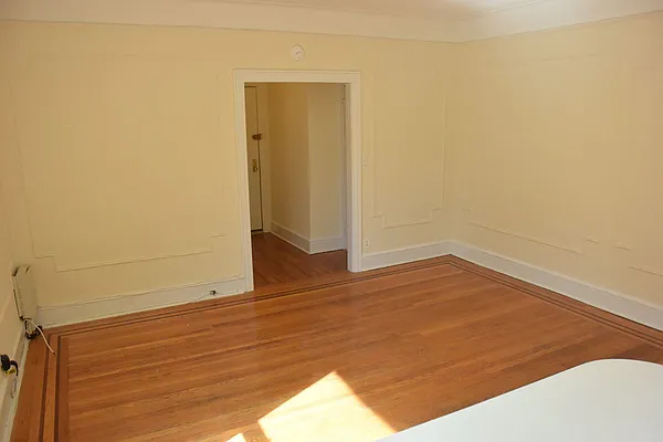 Rented by WRL Realty, LLC | media 10