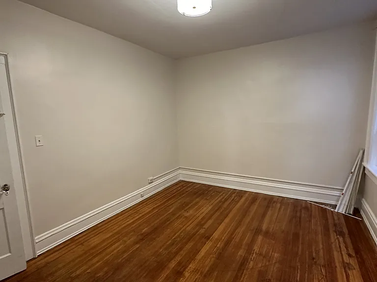 2902 Monument Ave #10 — Photo 10
