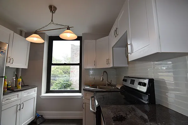 Rented by Carnegie Management Inc | media 18