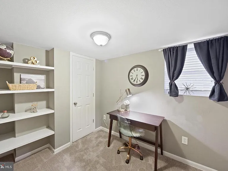 3319 Paine St — Photo 13