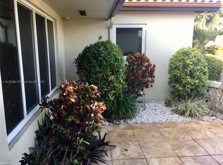 1804 SW 100th Ave, Miami, FL 33165