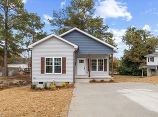 212A W Hill St, Benson, NC 27504
