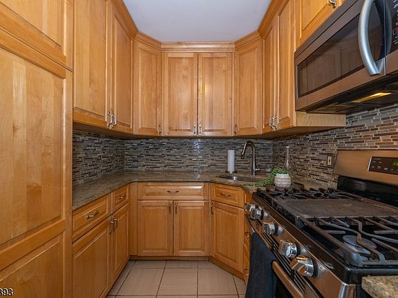 2nd image of 3071 Edwin Ave #2F