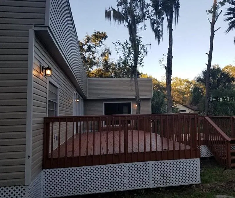 3 bed, 2.0 bath, 1864 sqft, $2,000 — Photo 3