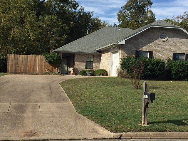 1st image of 1818 Archer Dr