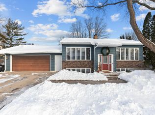3040 E Canary St, Appleton, WI 54915