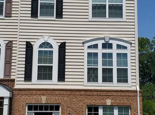 513 Jurgensen Pl, Landover, MD 20785