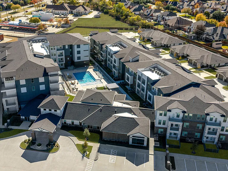 The Luxe at Matlock | 55 + Active Adult — Photo 14