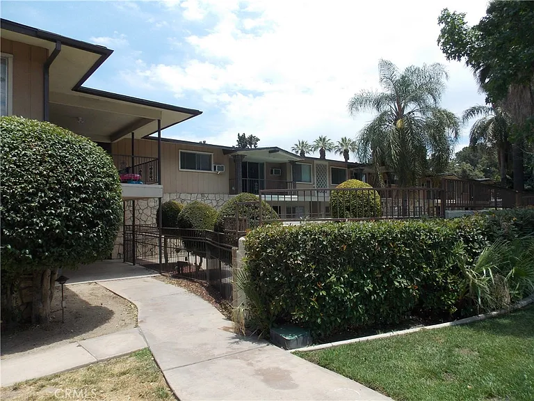25276 Barton Rd #1 — Photo 3