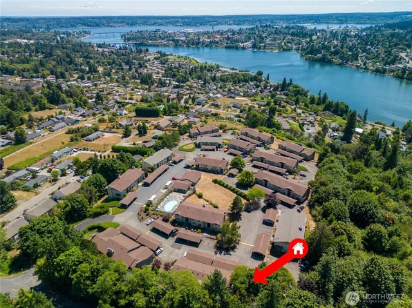 3580 Narrows View Lane NE #101, Bremerton, WA 98310