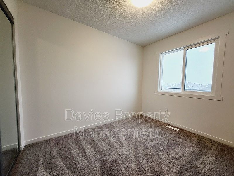 Edmonton Townhouse for rent - 3 Bedrooms — photo 12