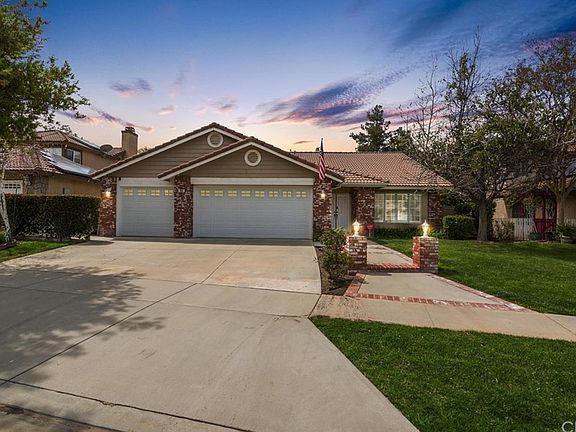 5th image of 860 Buckeye Cir