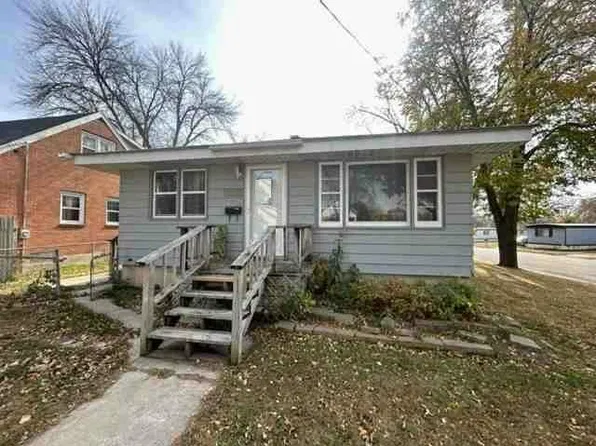 525 15th St NW, Mason City, IA 50401