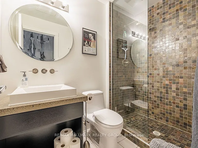 226 Dalhousie St — Photo 25