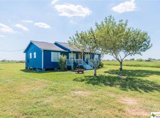 598 Serene Dr W, Victoria, TX 77905