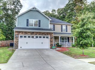 167 Cornel Ln, Hampstead, NC 28443