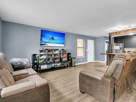 5th image of 817 Sandpiper Dr