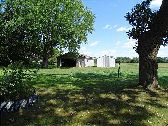 2nd image of N1380 810th Street