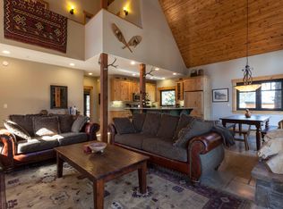 12017 Julian Ave, Truckee, CA 96161