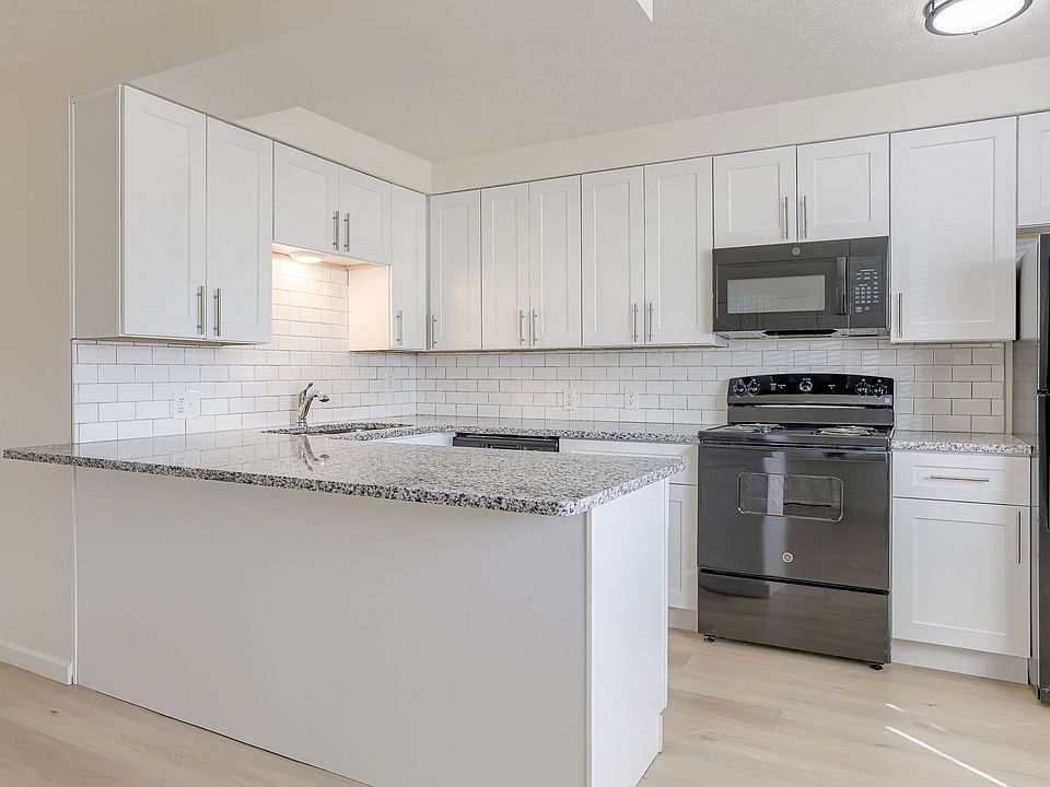 1st image of 1056 S 29th St #2