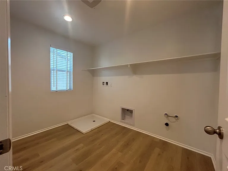 12574 Dartola St — Photo 40
