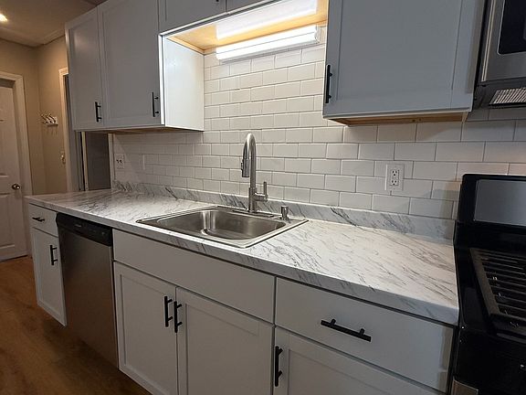 2nd image of 2 Wachusett St #4B