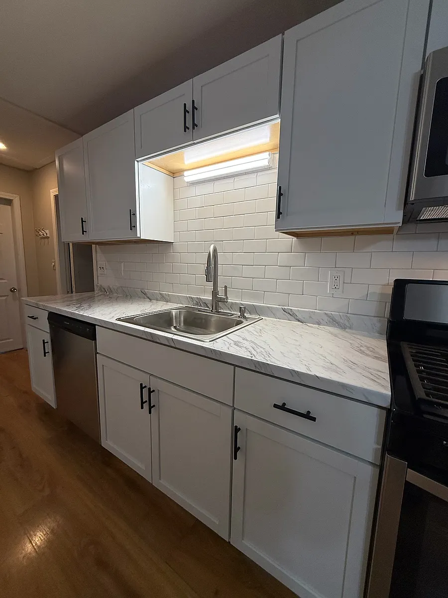 Building Photo - 2 Wachusett St #4B