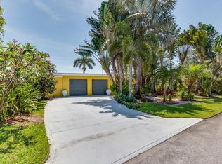 7740 Edgewater Dr, Lake Clarke Shores, FL 33406