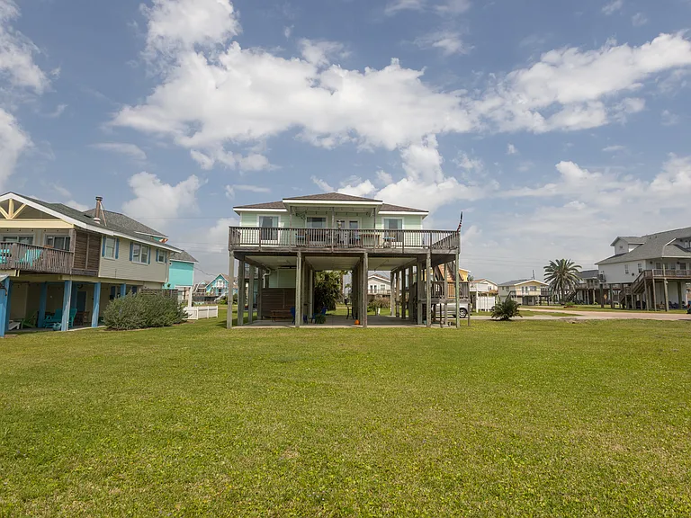 4106 Temprano Dr — Photo 18