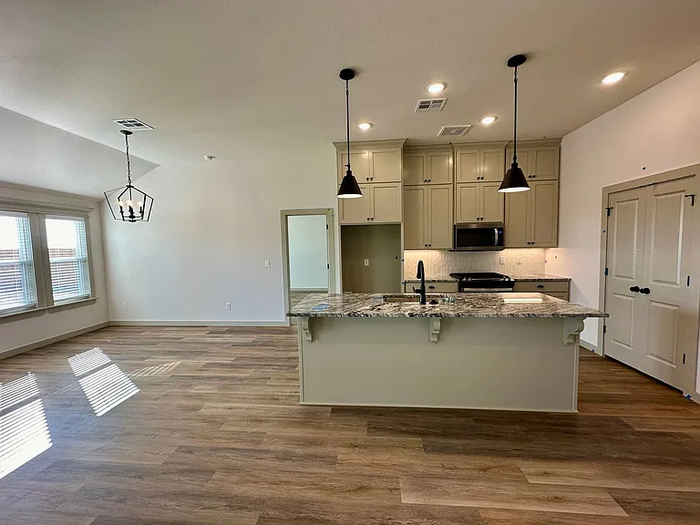 13507 S 95th Ave E — Photo 5
