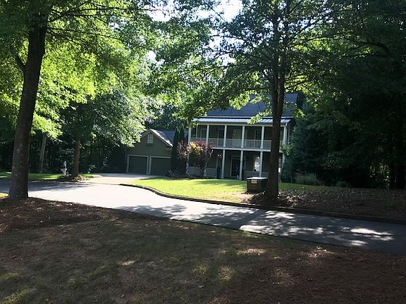 level driveway to ride bikes