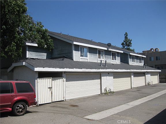 2nd image of 840 E Cedar St
