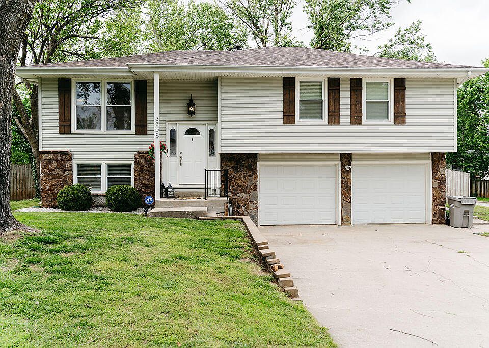 1st image of 3305 W Winchester Road