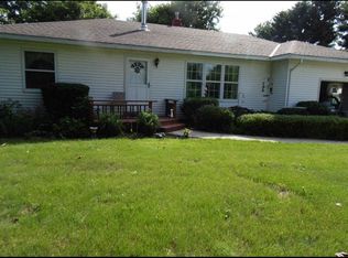 W7969 Poutsch Rd, Fort Atkinson, WI 53538