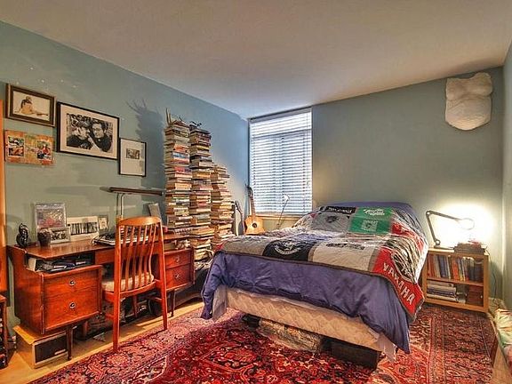 5th image of 1 Western Shore Ln APT 1