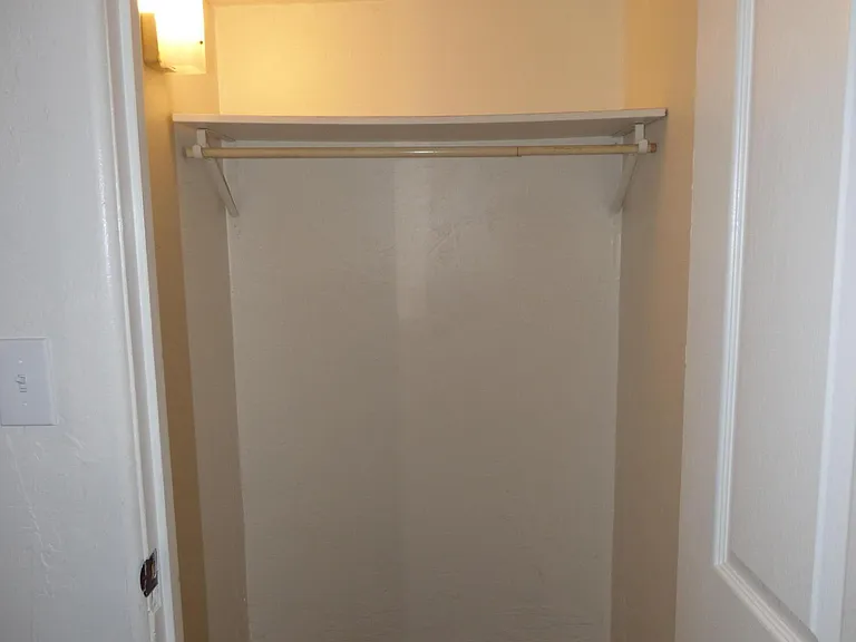 1029 E Irwin Pl #A — Photo 22