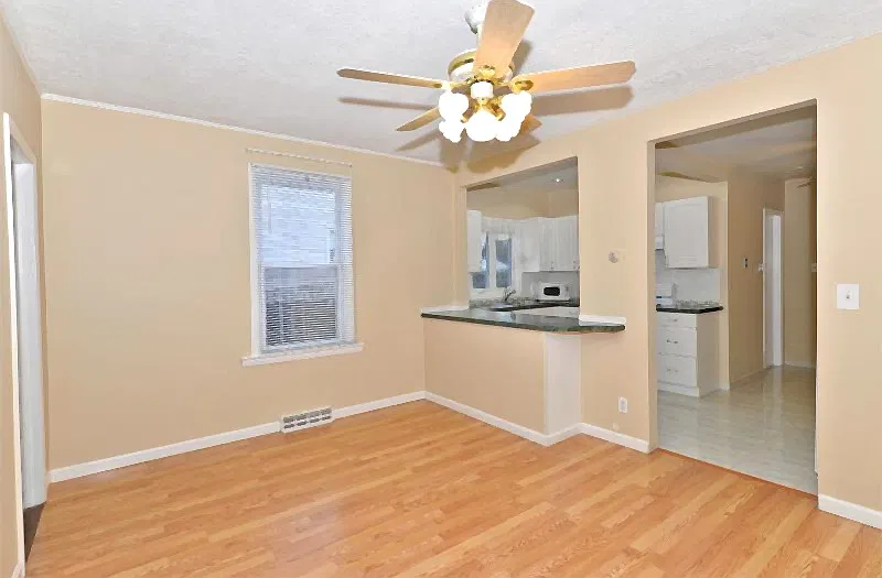 3 bed, $3,400 — Photo 2