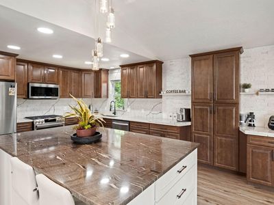 7712 N College Park Dr, Brooklyn Park, MN, 55445