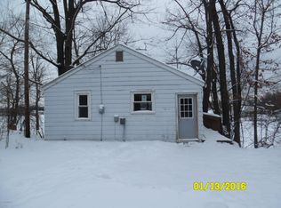 11664 Alling Rd, Plainwell, MI 49080