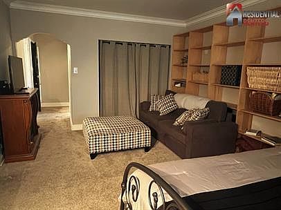 3rd image of 1028 E Juneau Ave #606-606-60