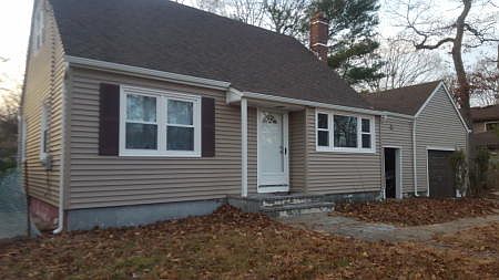2nd image of 126 Coates Ave N