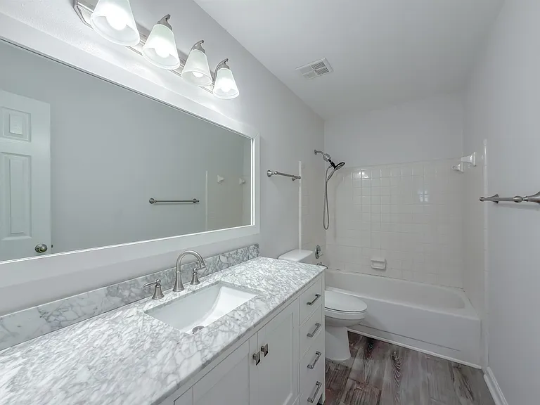 3200 Langley Cir — Photo 15