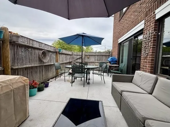 272 Greenbrook Dr Unit 272, Stoughton, MA 02072