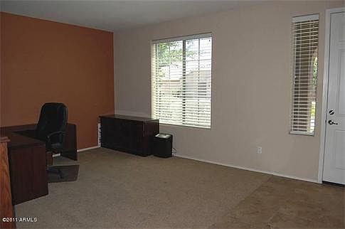 2nd image of 1112 W Desert Valley Dr
