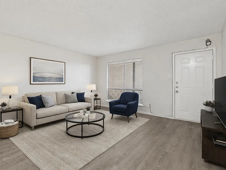 The Courtmoor on Cameron — Photo 2