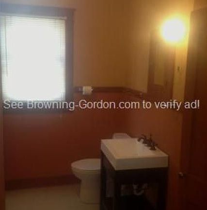 4th image of 2220 Ashwood Ave