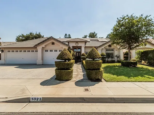1023 N Karen Ave, Clovis, CA 93611